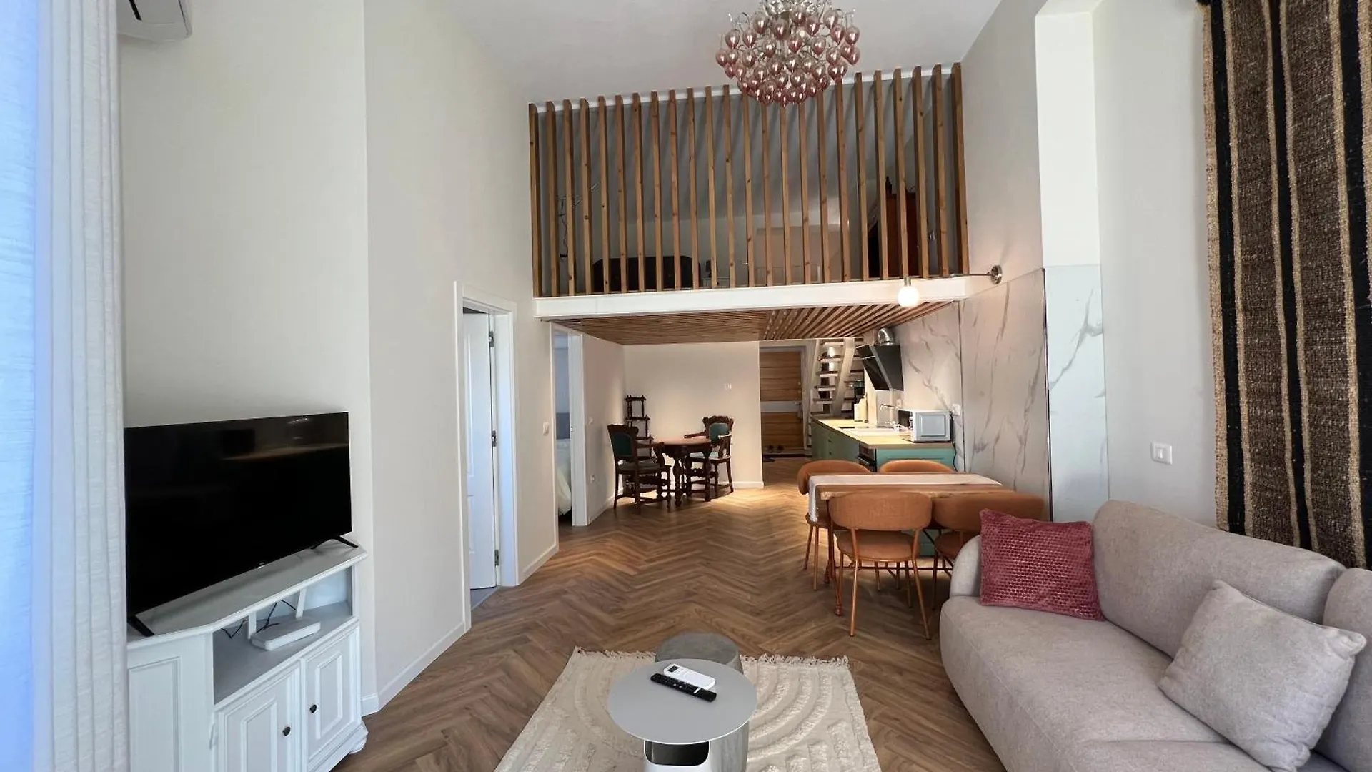 Denny'S Apartment City Center Duplex Tirana